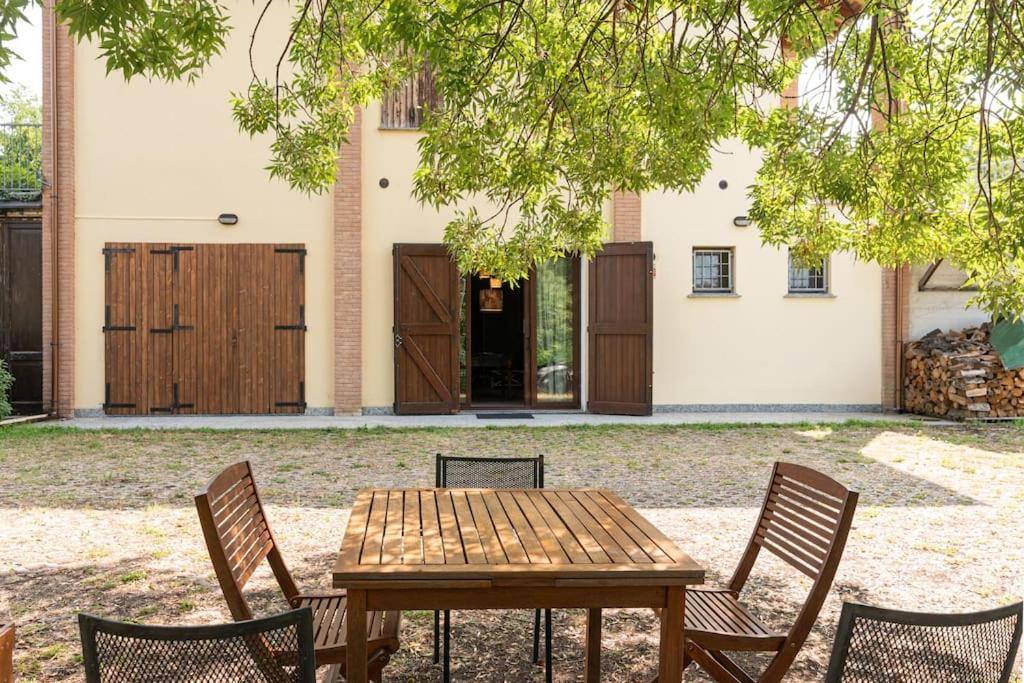 דירות Castello di Serravalle Casolara: Ospitalita Su Misura מראה חיצוני תמונה
